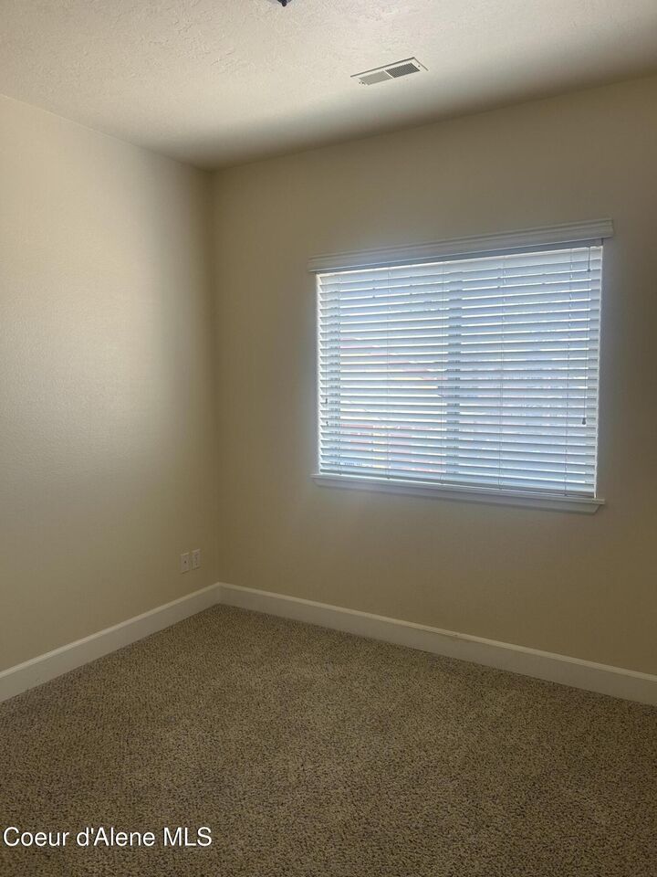 Property Photo:  6670 N Spurwing Loop 304  ID 83815 