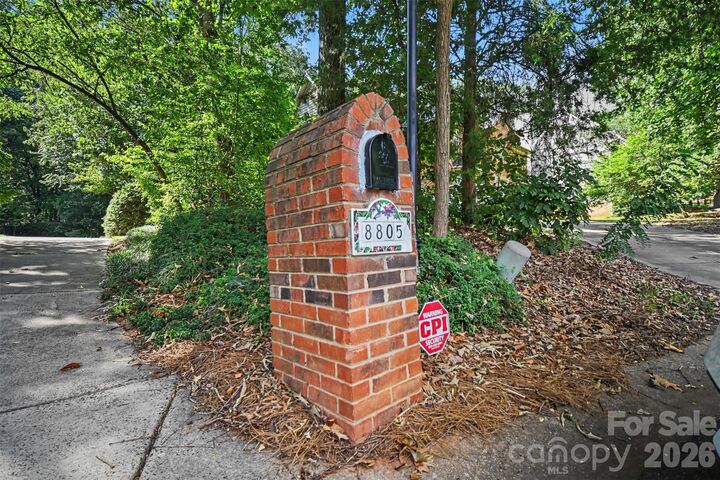 Property Photo: 8805 Crosstimbers Drive NC 28215