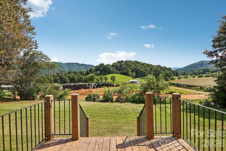 Property Photo:  120 Sonoma Road  NC 28786 