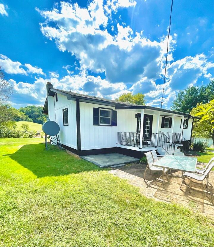 Property Photo: 120 Sonoma Road NC 28786