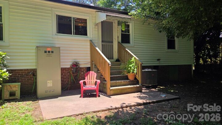 Property Photo: 809 Alexander Street NC 28092