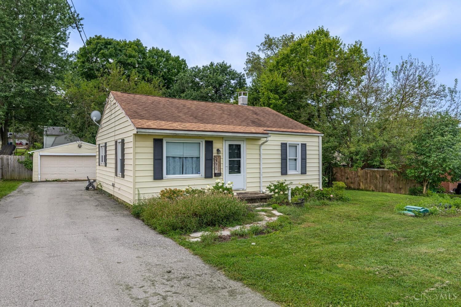 Property Photo:  5771 Manchester Road  OH 45005 