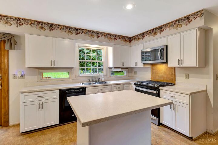 Property Photo:  7307 Mallard Drive  OH 45069 