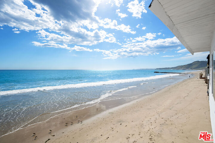 Property Photo: 25154 Malibu Rd CA 90265