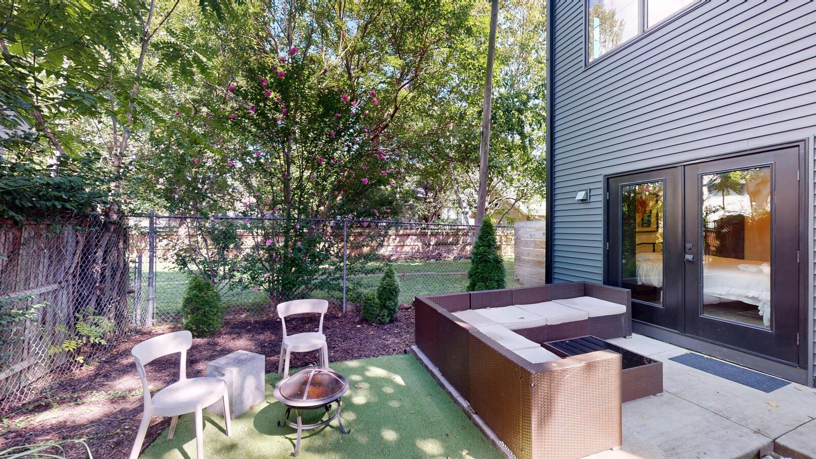 Property Photo:  464 South Lane  OH 43206 