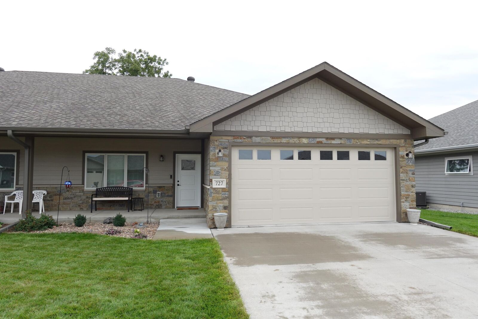 Property Photo:  727 3rd Street  NE 68601 