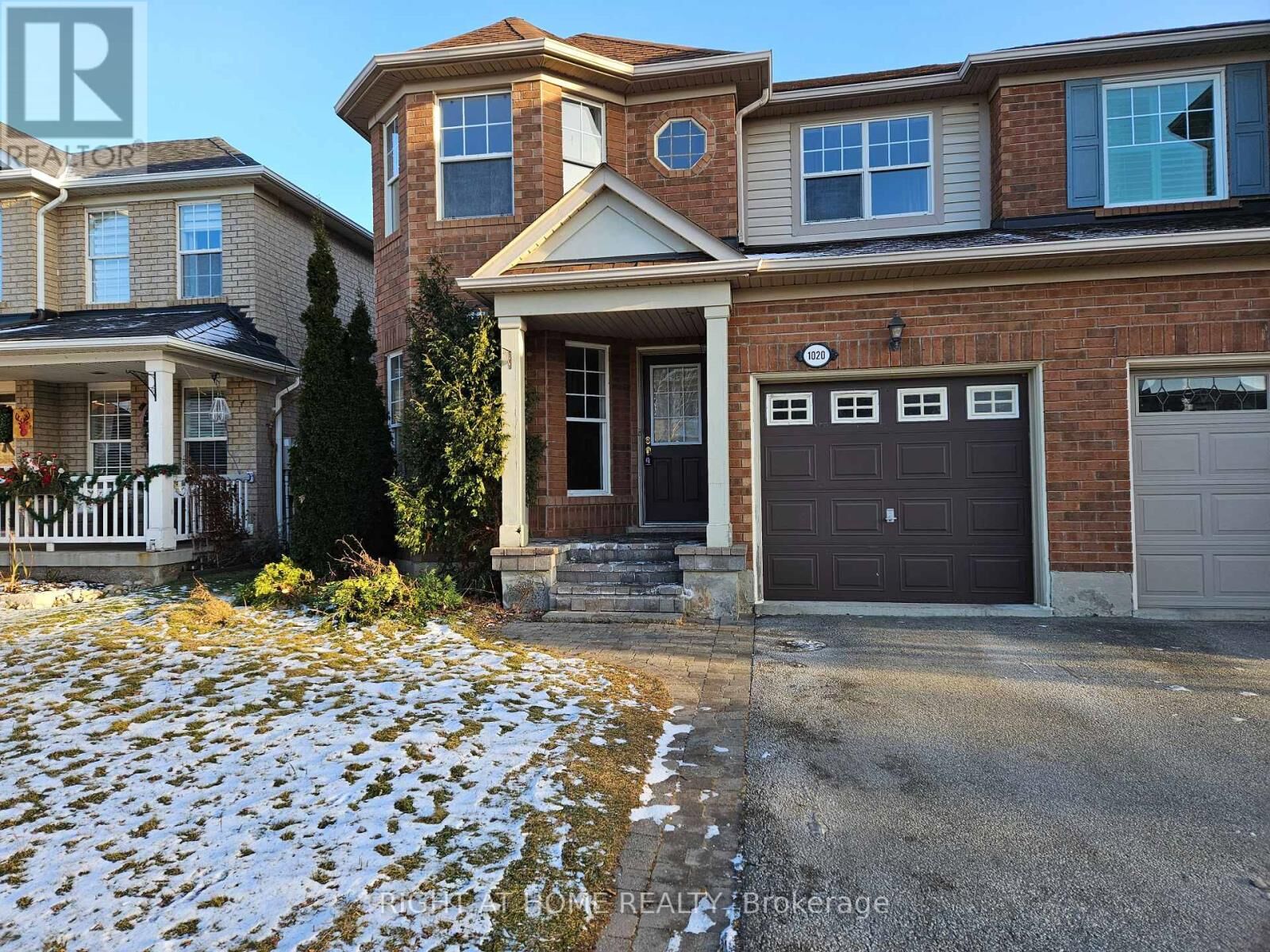 Property Photo:  1020 Yates Drive  ON L9T 6A6 
