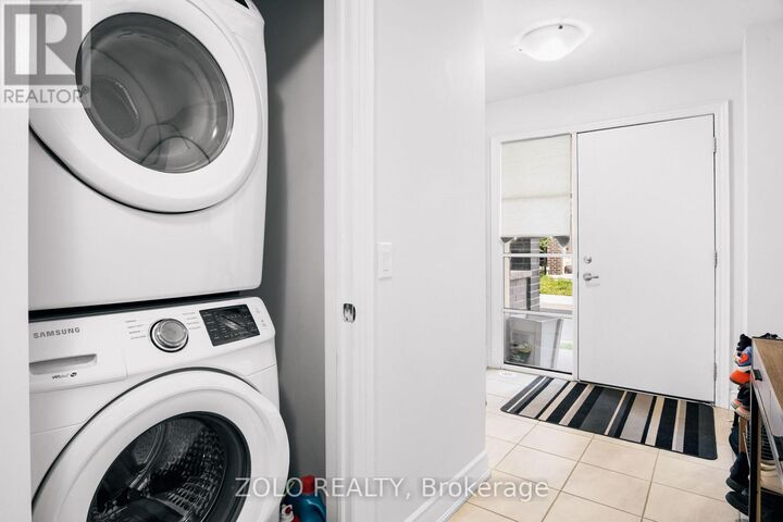 Property Photo: 3089 Cascade Common ON L6H 0R8