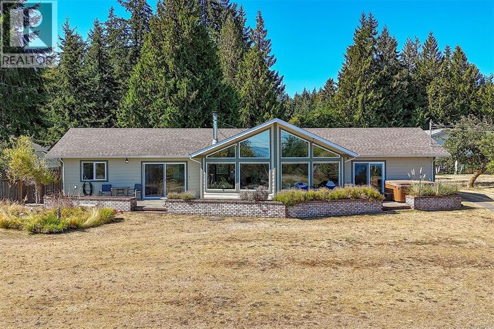 Property Photo: 6780 Island Highway West BC V0R 1G0