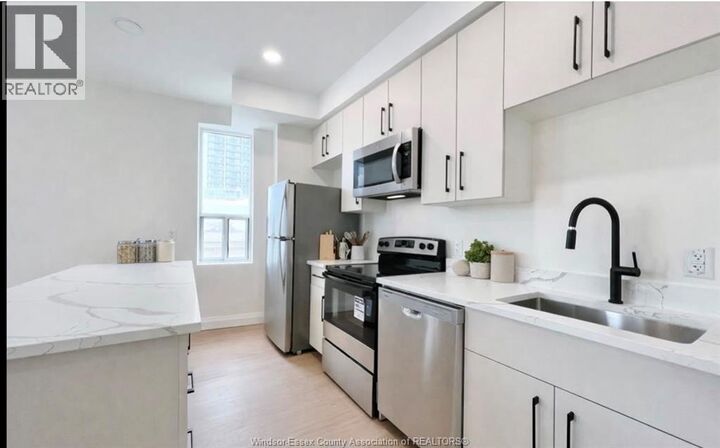 Property Photo:  267 Pelissier Street 401  ON N9A 4K2 