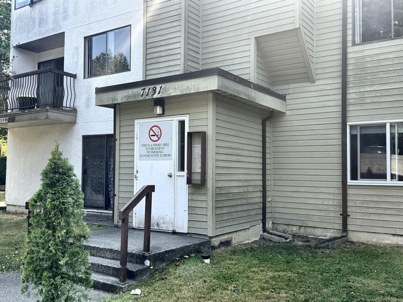Photo de la propriété: 7131 133A Street 101 BC V3W 8A1