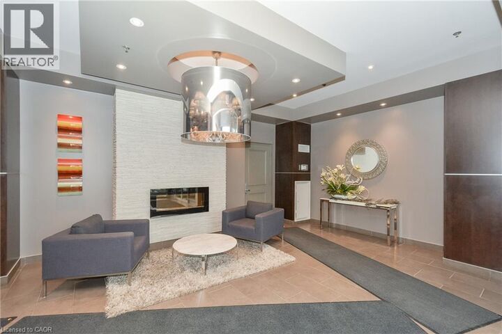 Property Photo:  191 South King Street 1005  ON N2L 0A5 