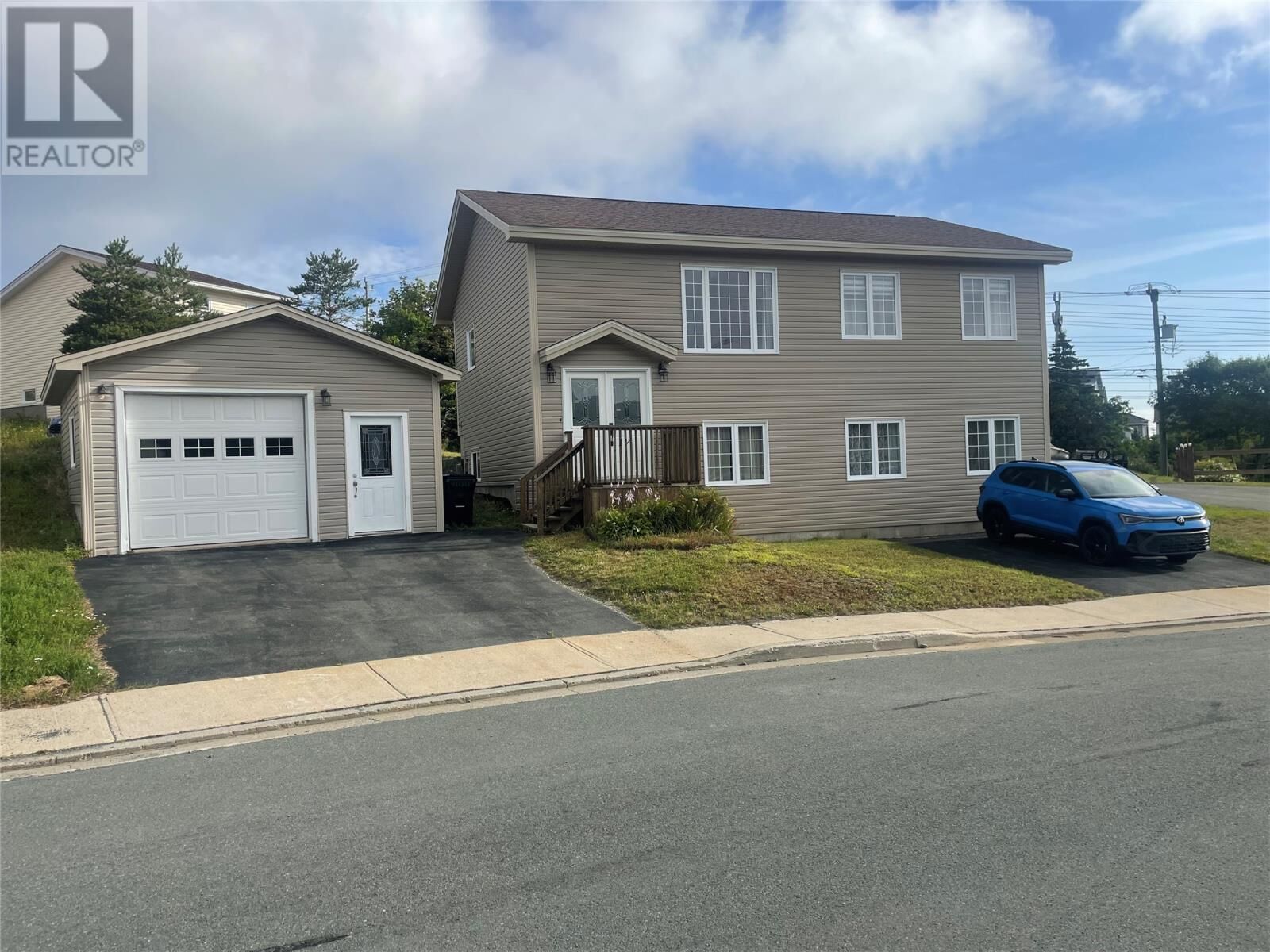 Property Photo: 17 Marsland Place NL A1B 0B9