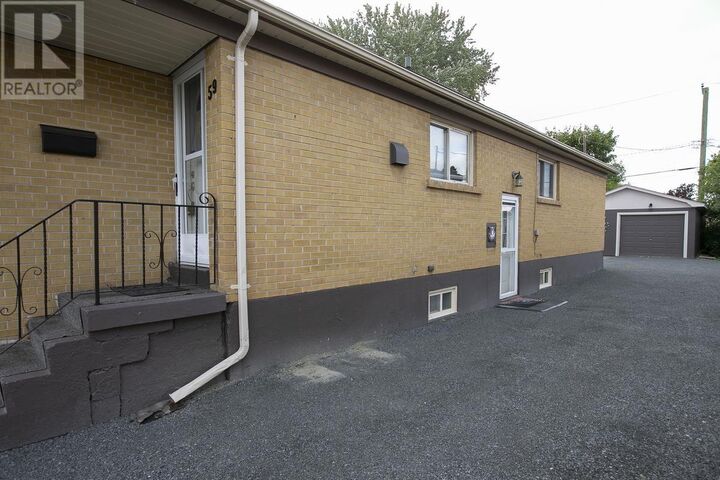 Property Photo:  59 Paladin Ave  ON P6B 3P7 