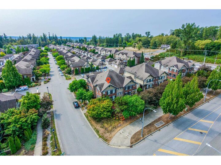Property Photo:  20832 70 Avenue 1  BC V2Y 0G1 