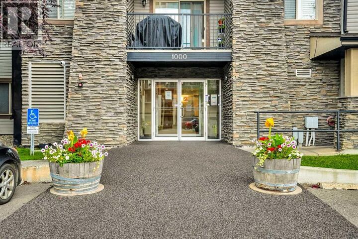 Property Photo: 8 Bridlecrest Drive Southwest AB T2Y 0H6