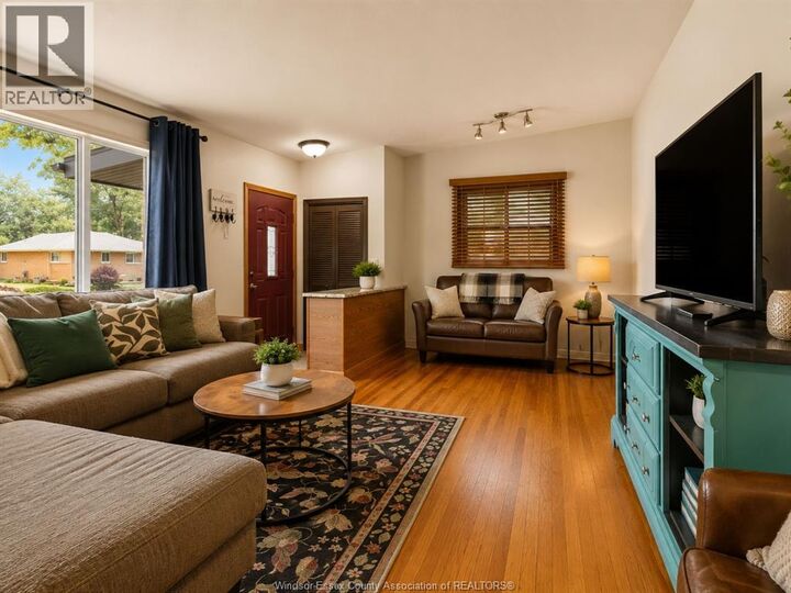 Photo de la propriété: 2763 Everts Avenue ON N9E 2T9