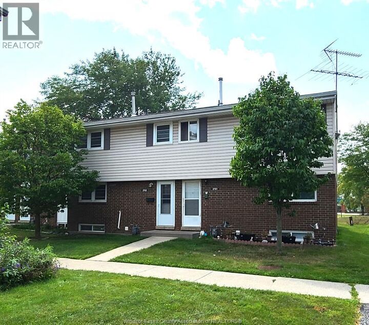 Property Photo:  2763 Meadowbrook Lane 14  ON N8T 2Y6 