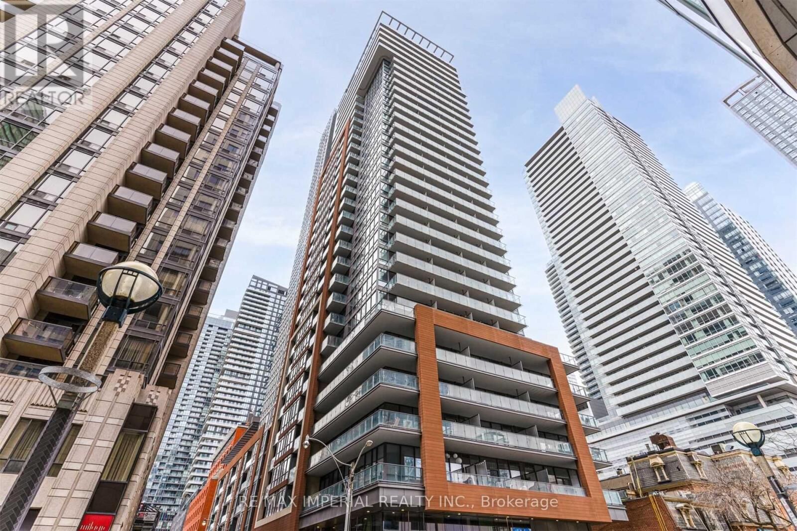 Property Photo:  8 Mercer St Street 317  ON M5V 0C4 