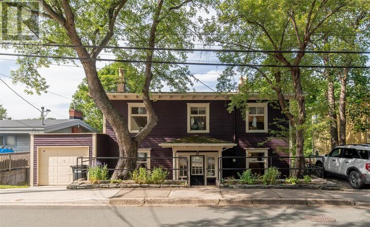 42 Empire Avenue — photo 1