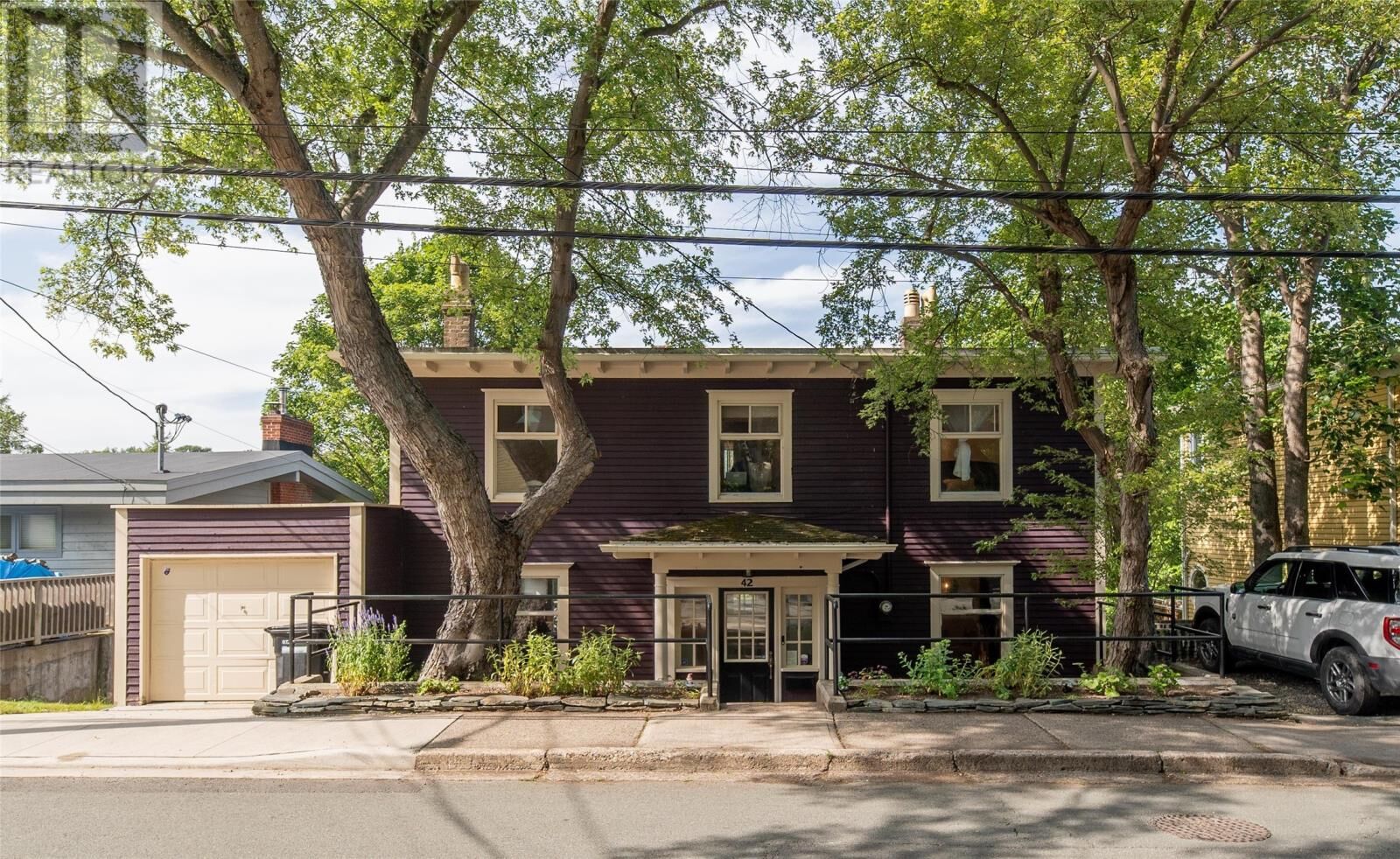Property Photo:  42 Empire Avenue  NL A1C 3E6 