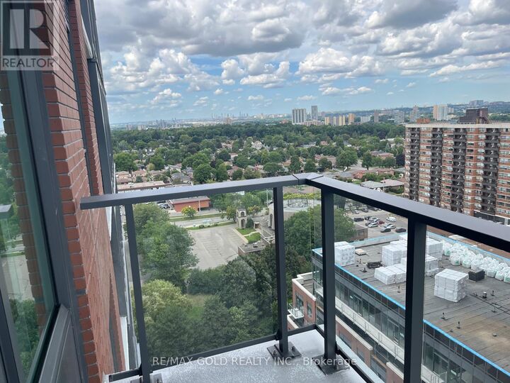 Property Photo:  4010 Eglinton Avenue 1612  ON M9A 0G5 