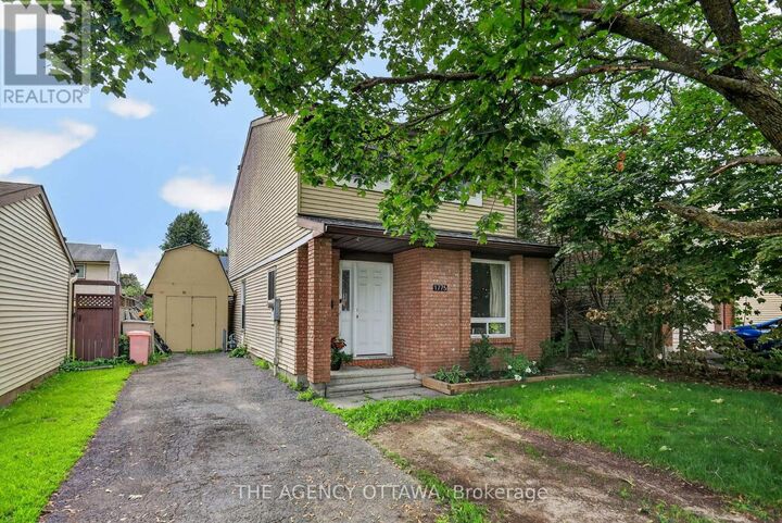 Property Photo: 1775 Stonehenge Crescent ON K1B 5K3