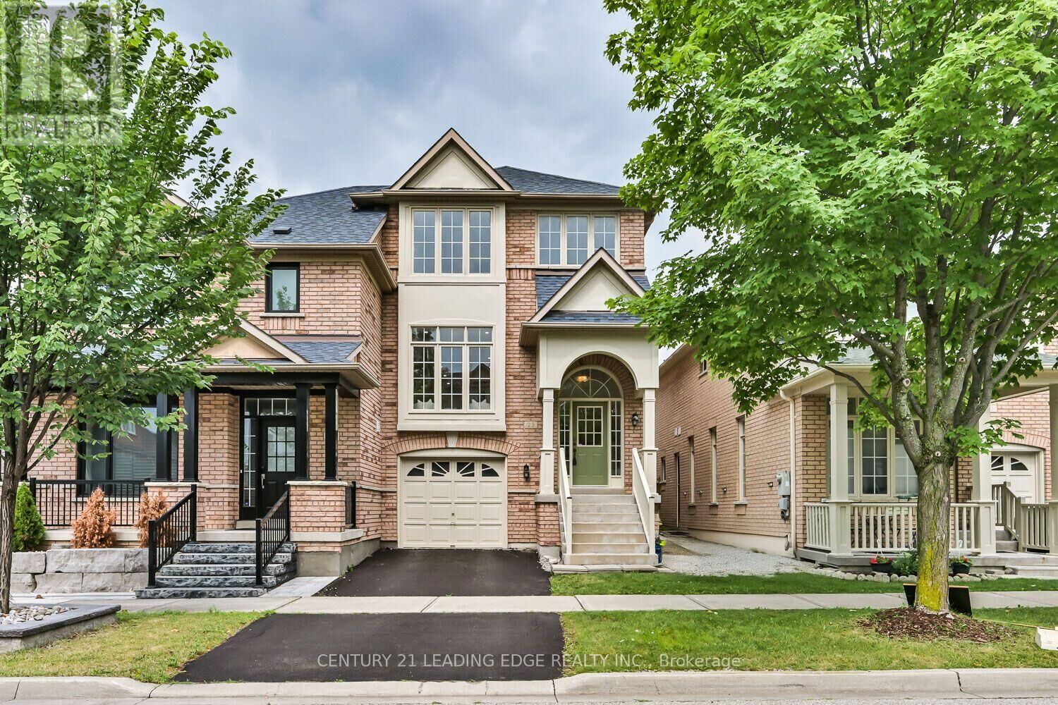 Property Photo: 23 Crawford Street ON L6C 2L4
