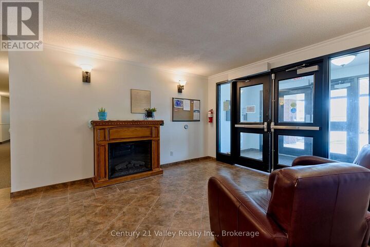 Photo de la propriété:  16 Sheffield Street 302  ON K7S 0A2 