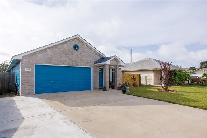 Property Photo: 2333 Zuza Drive TX 78418