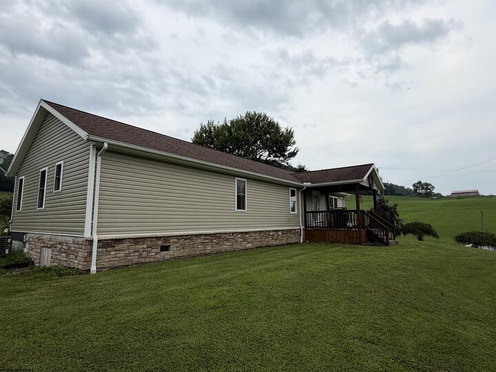 Property Photo: 19 Parley Lane WV 26201
