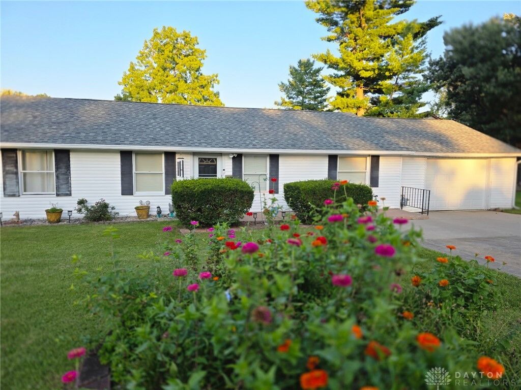 Property Photo: 7860 Allison Avenue OH 45415