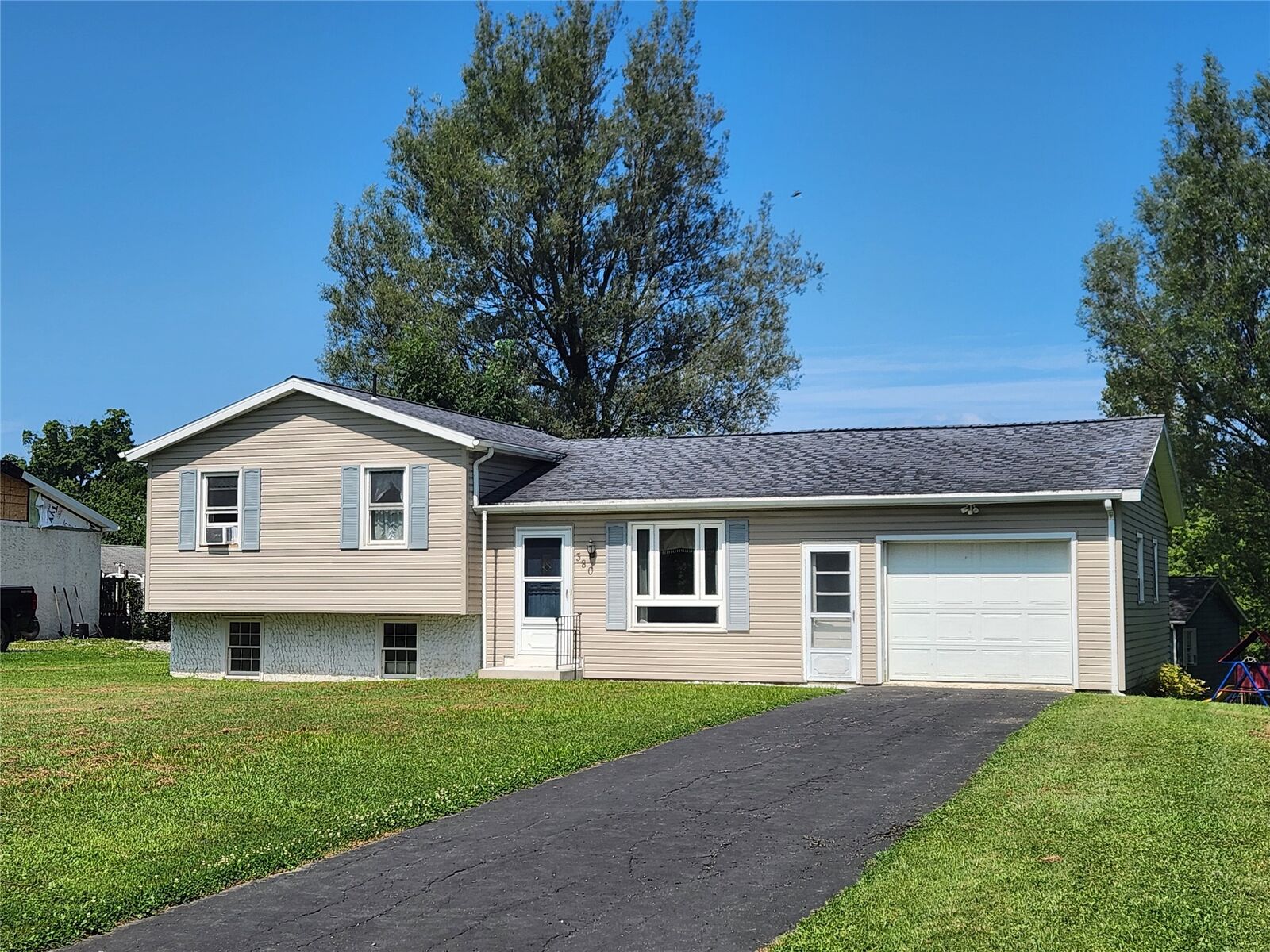 Property Photo:  380 E 3rd Street  PA 16441 