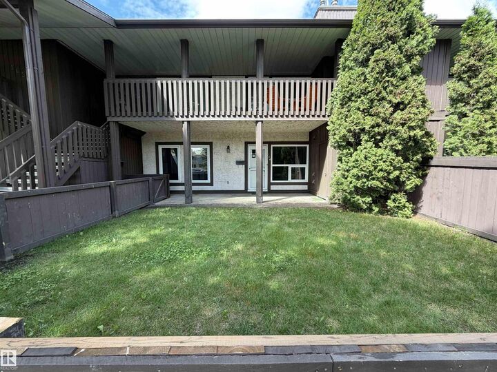 Property Photo: 164 Surrey Gardens NW AB T5T 1Z3