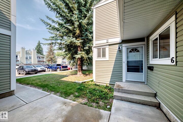 Property Photo:  1820 56 Street NW 6  AB T6L 5L4 