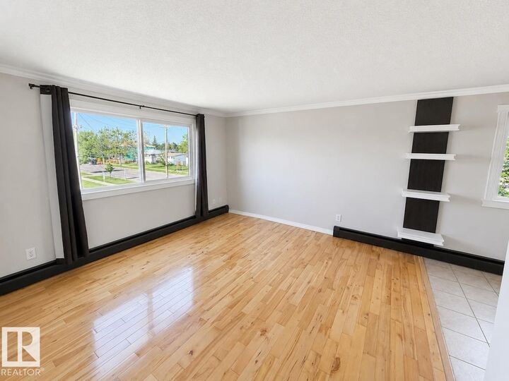 Property Photo:  10904 159 Street NW 11  AB T5P 3C1 
