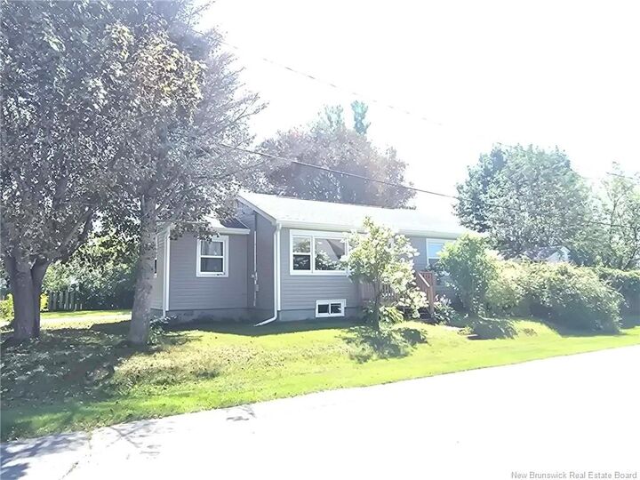 Property Photo:  3 Miramichi Avenue  NB E1N 1P6 