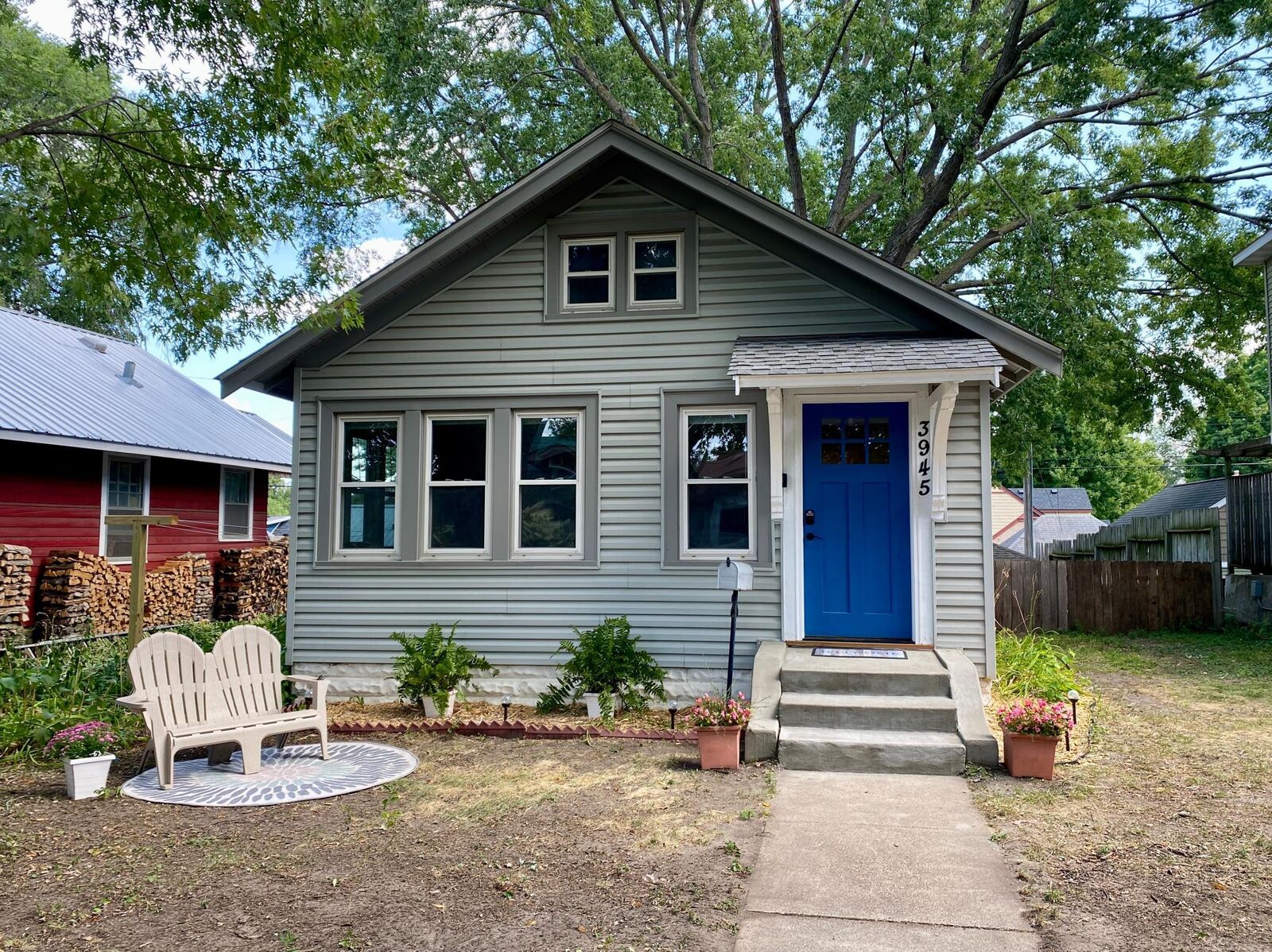Property Photo:  3945 23rd Avenue S  MN 55407 