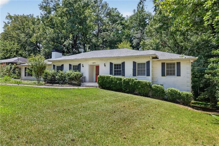 Property Photo: 6072 Labama Drive SW GA 30126