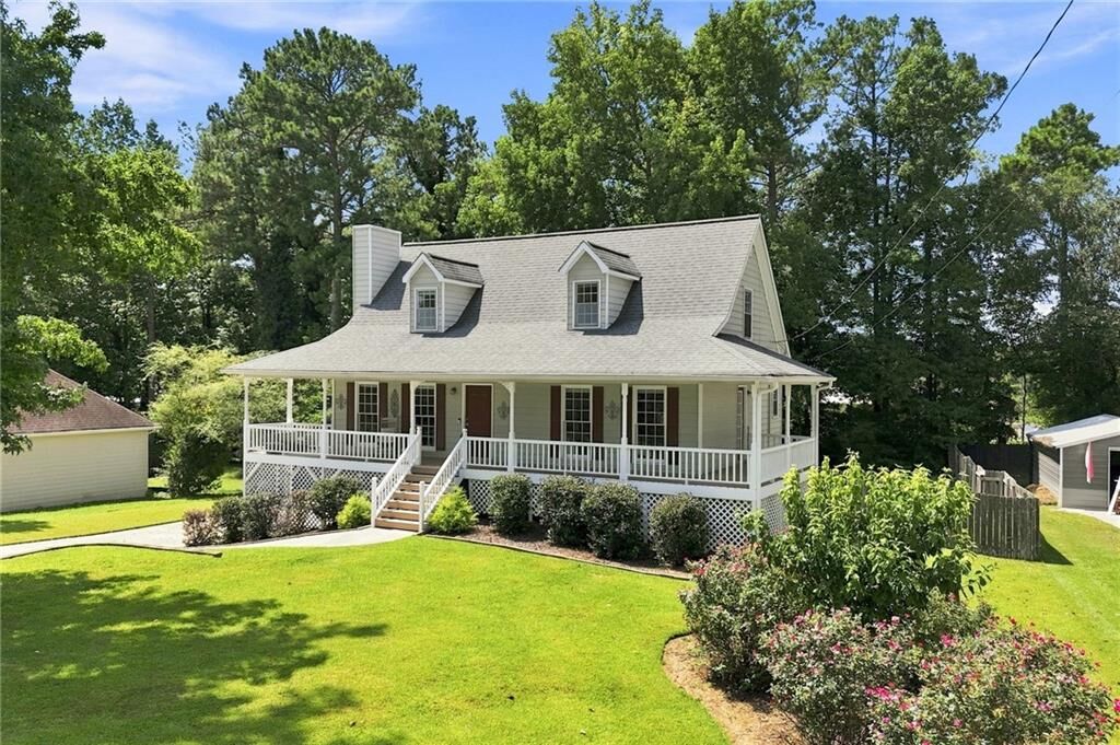 Property Photo:  90 Maplewood Lane  GA 30101 