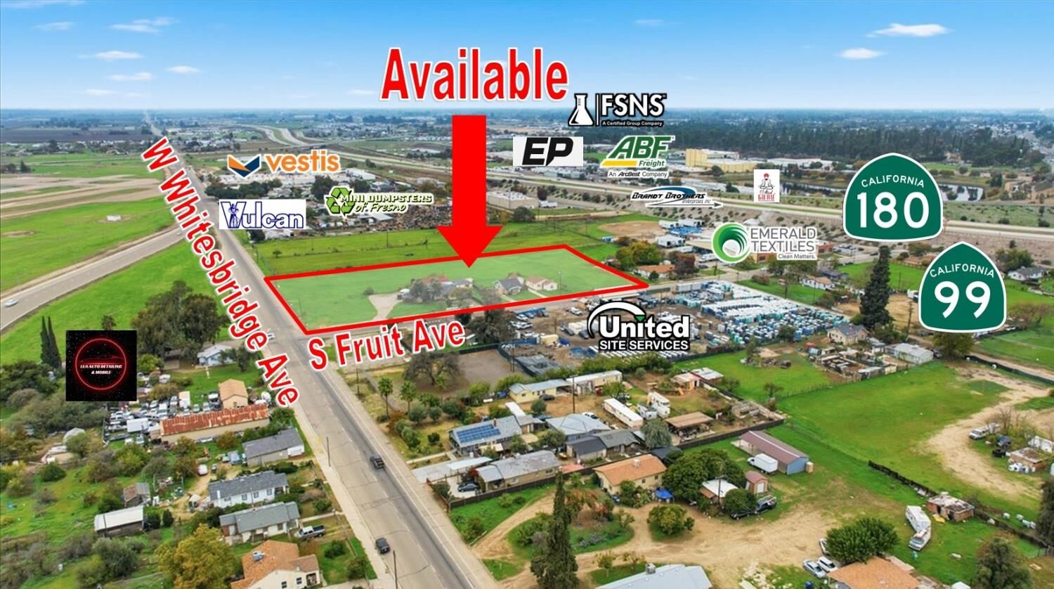 Property Photo: 630 S Fruit Avenue CA 93706