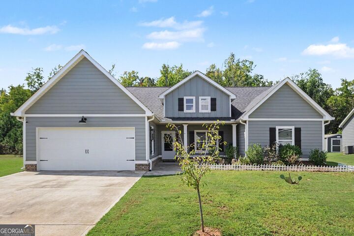 Property Photo: 119 Springwood Drive GA 30117