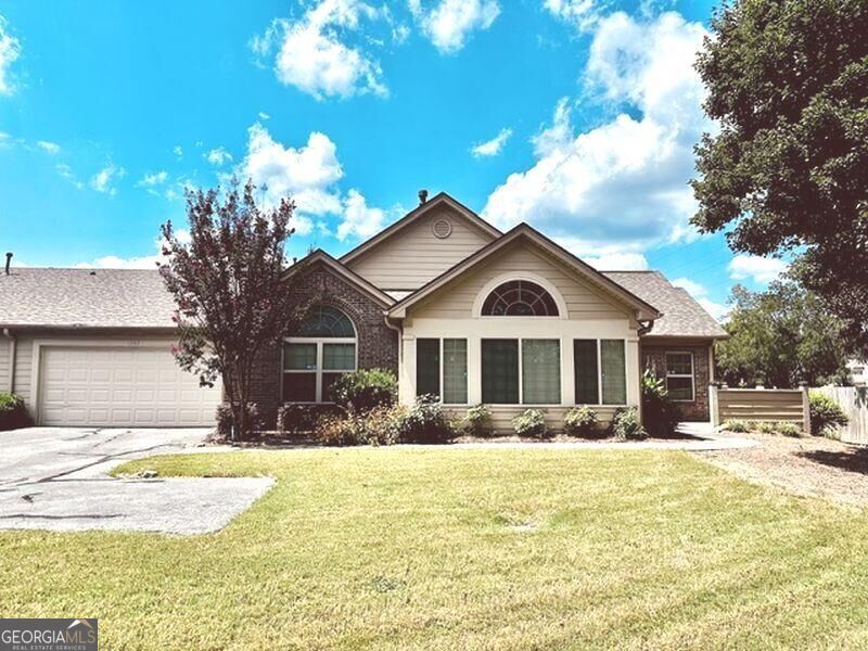 Property Photo: 1303 Silver Summit Drive SE GA 30094