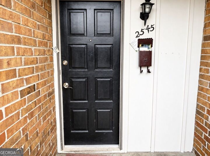 Property Photo:  2545 Bradford Square NE  GA 30345 