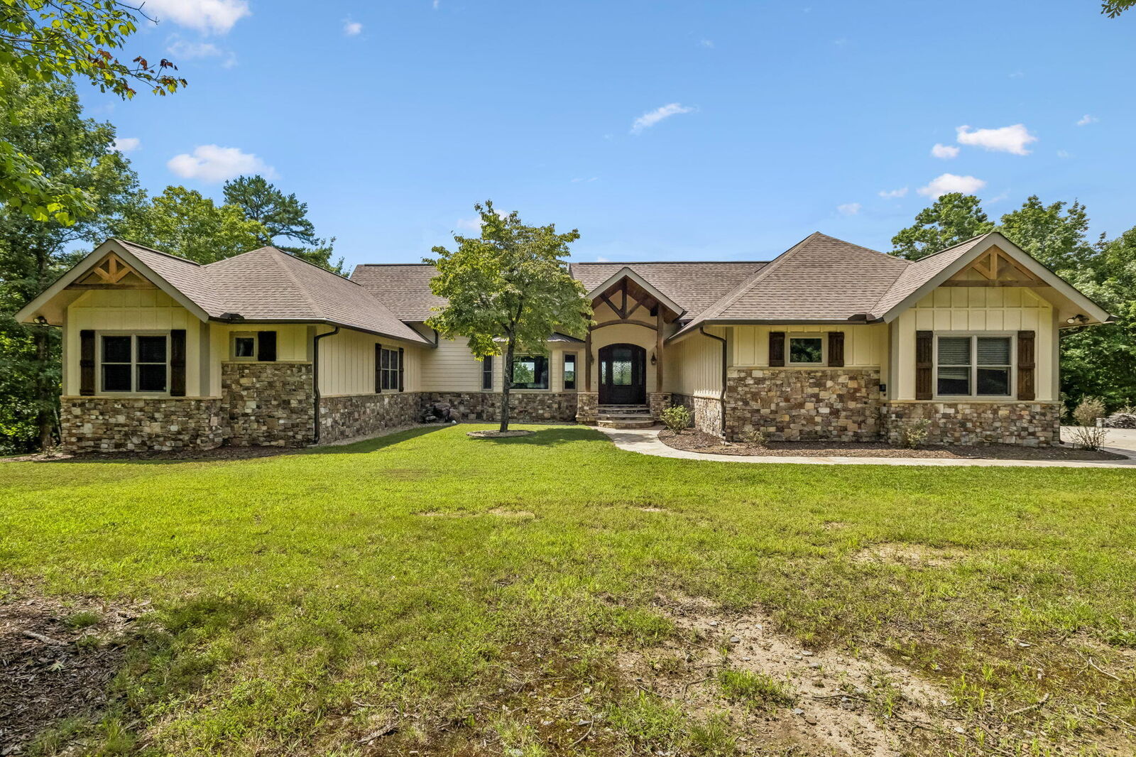 Property Photo:  2620 Hobbstown Road  TN 37327 
