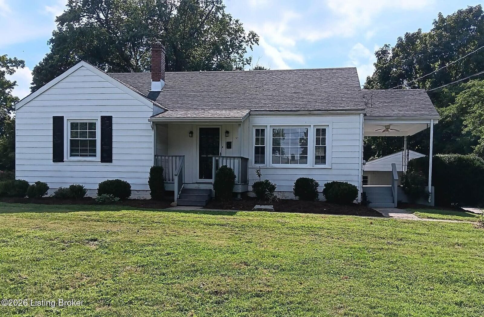 Property Photo: 514 N 5th Ave KY 40031