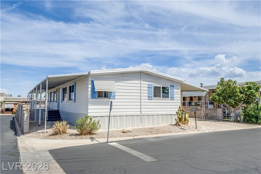 Property Photo:  4542 East Royal Club Way  NV 89103 