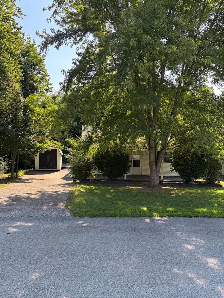 Property Photo:  517 N Broadway Street  KY 42754 