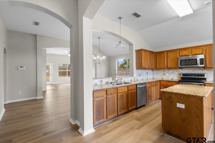Property Photo: 386 Molly TX 75771