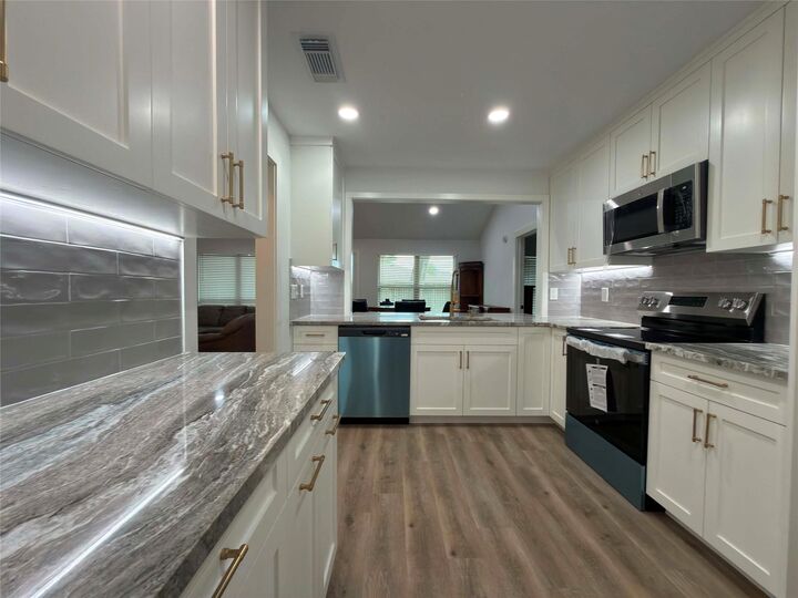 Property Photo:  21530 Fir Creek Lane  TX 77388 